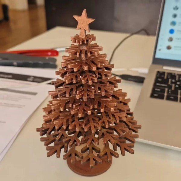 Arbol De Navidad Con Copos De Nieve Y Estrella Rrjx8b Creativo Digital